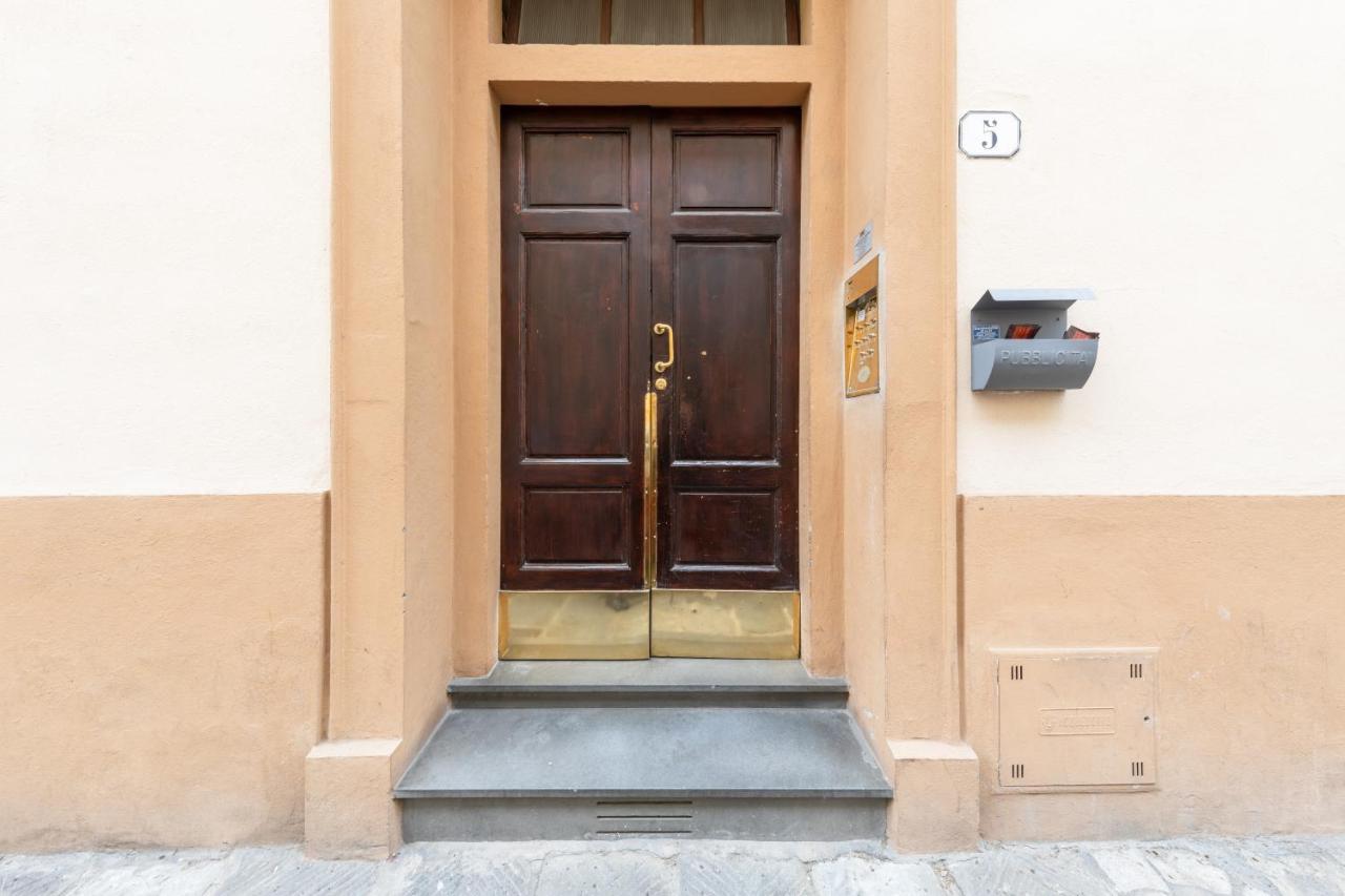 Guesthost - Fortezza Cozy And Quiet Flat Florencia Exterior foto